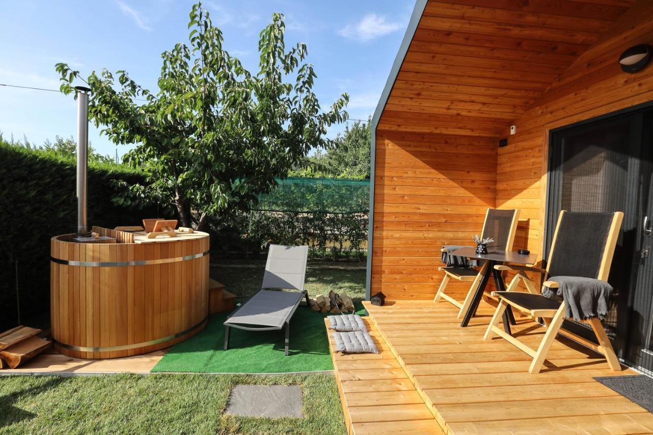 Healthy House Glamping Hotell Koper Exteriör bild